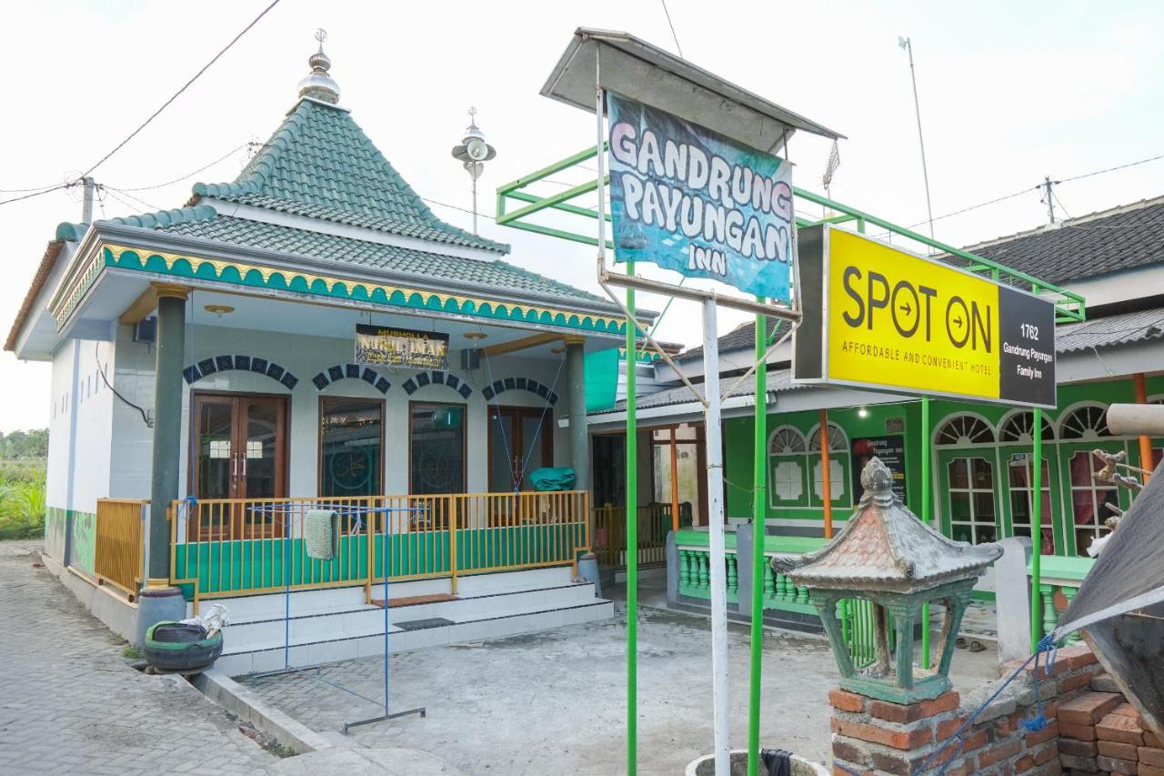 Gandrung Payungan Family Inn Banyuwangi Kültér fotó